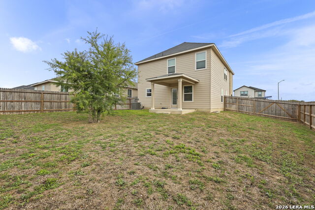 Listing photo id 21 for 4703 Plaza Center