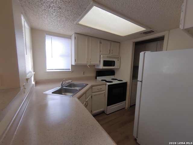 Image 4 of 7 For 6350 Cambridge  #1