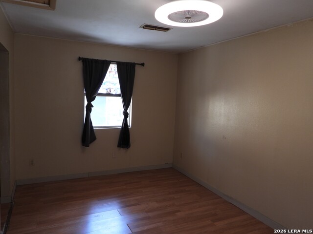 Image 21 of 45 For 333 Rainbow Drive