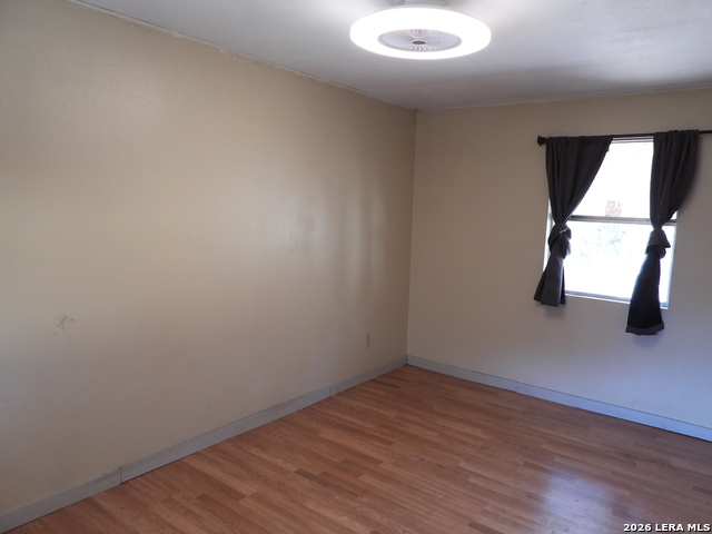 Image 24 of 45 For 333 Rainbow Drive