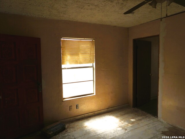 Image 27 of 45 For 333 Rainbow Drive