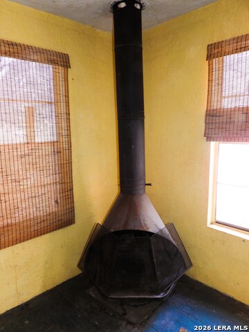 Image 36 of 45 For 333 Rainbow Drive