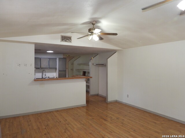 Image 7 of 45 For 333 Rainbow Drive