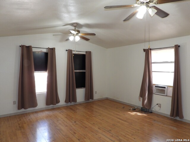 Image 9 of 45 For 333 Rainbow Drive