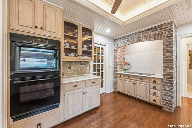 Image 13 of 50 For 21749 Forest Waters