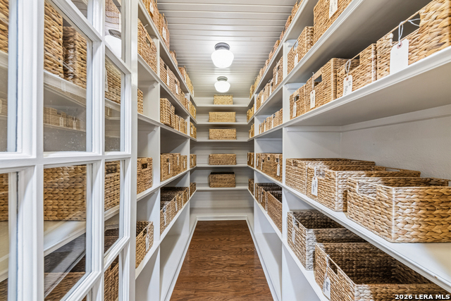 Image 15 of 50 For 21749 Forest Waters