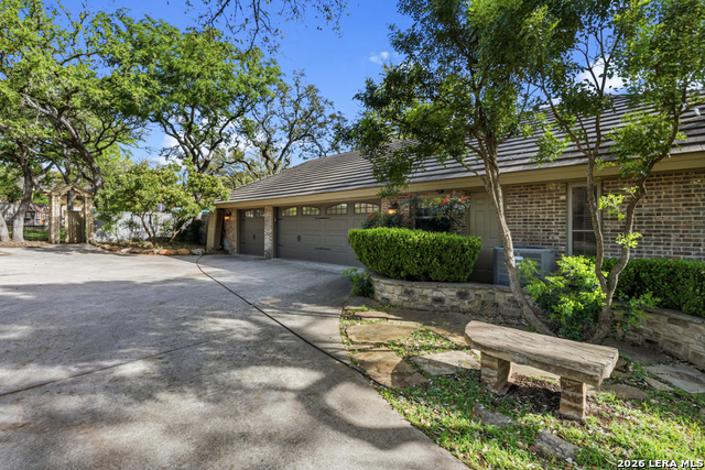 Image 5 of 50 For 21749 Forest Waters