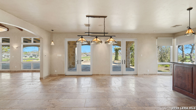 Image 18 of 47 For 930 Lakeview