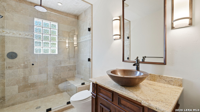 Image 26 of 47 For 930 Lakeview