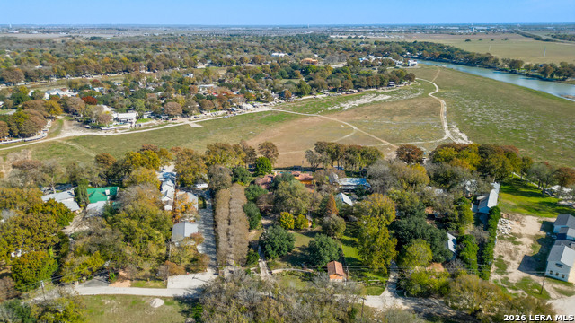 Image 43 of 47 For 930 Lakeview