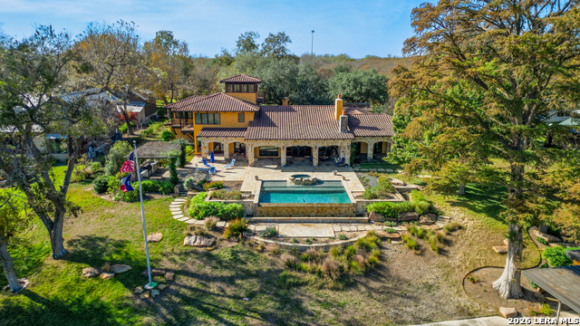 Image 7 of 47 For 930 Lakeview