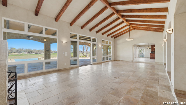 Image 8 of 47 For 930 Lakeview