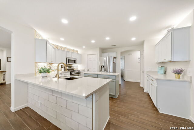 Image 11 of 39 For 415 Cattle Ranch