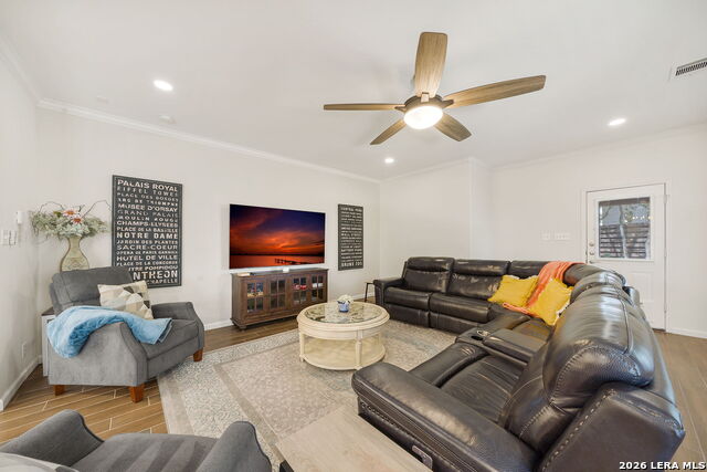 Image 9 of 39 For 415 Cattle Ranch