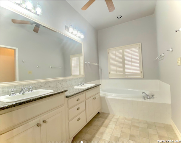 Image 13 of 33 For 12 Encinoso  