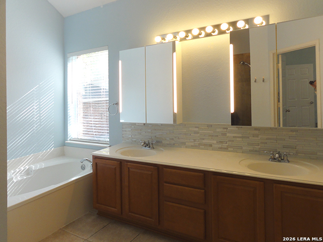 Image 17 of 35 For 9818 Great Basin