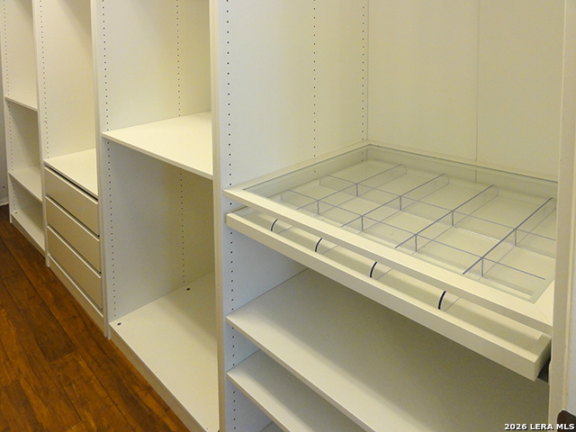 Image 21 of 35 For 9818 Great Basin