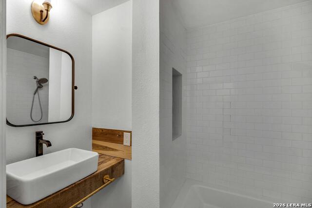 Image 16 of 25 For 12022 Stoney Bridge