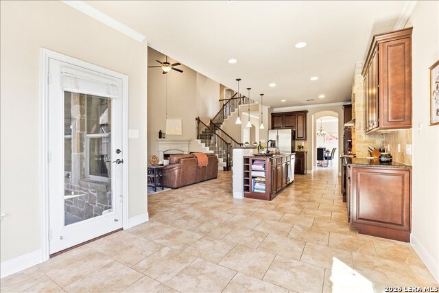 Image 28 of 74 For 3830 Ox-eye Daisy