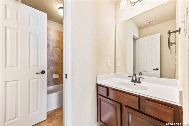 Image 46 of 74 For 3830 Ox-eye Daisy