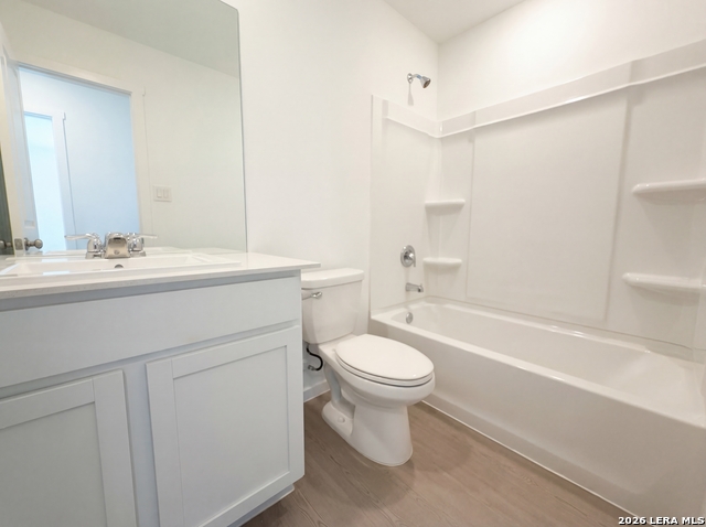 Image 16 of 17 For 129 Amy Aly  