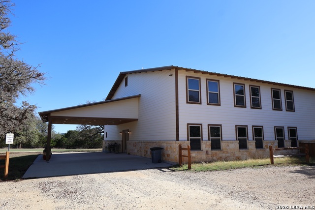 Image 4 of 13 For 2647 River Bluff