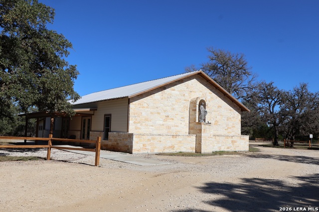 Image 6 of 13 For 2647 River Bluff