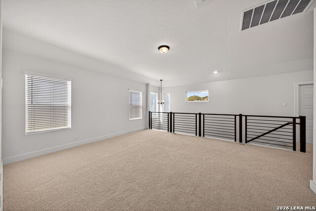 Image 26 of 33 For 20675 Huebner Rd  527