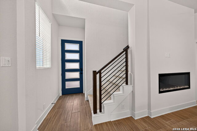 Image 5 of 33 For 20675 Huebner Rd  527