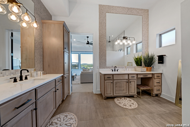 Image 18 of 43 For 6715 Bella Colina