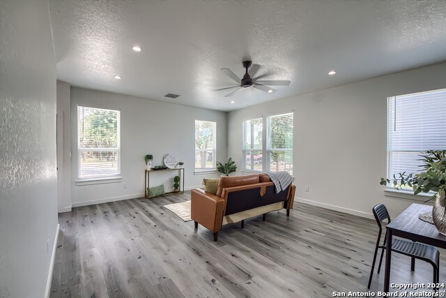 Image 4 of 19 For 2066 Dry Creek