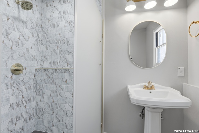 Image 41 of 48 For 608 Labor  