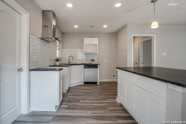 Image 18 of 38 For 2411 Huisache Av. W