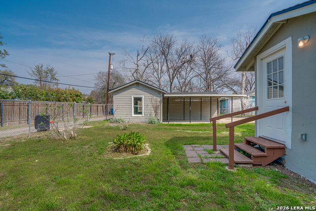 Image 26 of 38 For 2411 Huisache Av. W