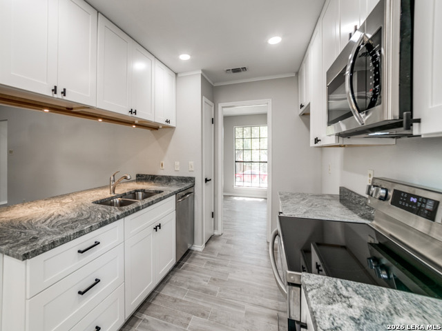 Image 13 of 25 For 4922 Timber Wind