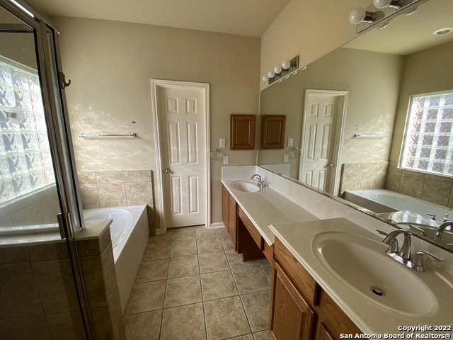 Image 14 of 25 For 15518 Portales Pass