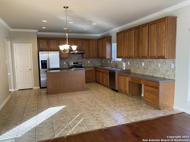 Image 5 of 25 For 15518 Portales Pass