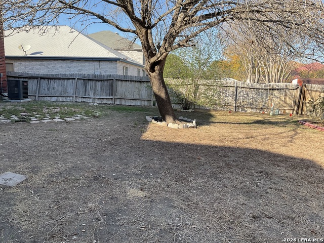 Image 4 of 7 For 8214 Cantura Mils