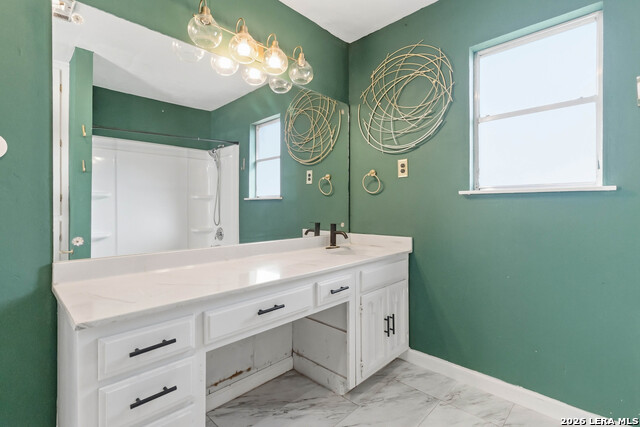 Image 21 of 29 For 3830 Southport