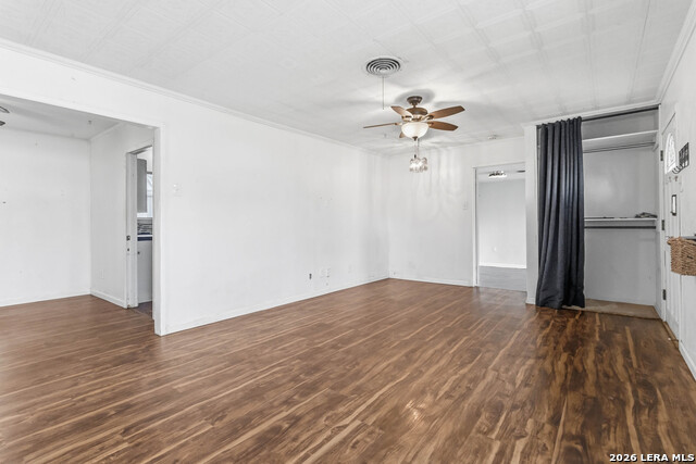 Image 4 of 29 For 3830 Southport