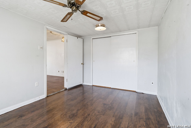 Image 8 of 29 For 3830 Southport