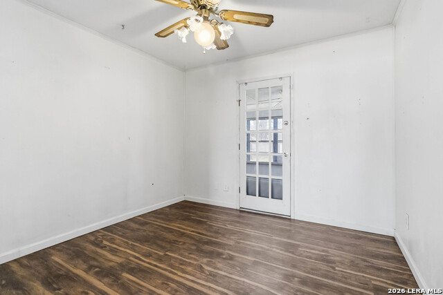 Image 9 of 29 For 3830 Southport