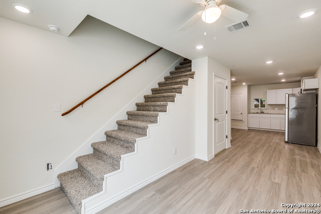 Image 3 of 12 For 7302 Mary Abbott  104