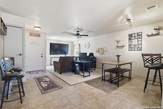 Image 4 of 18 For 4827 Casa Grande