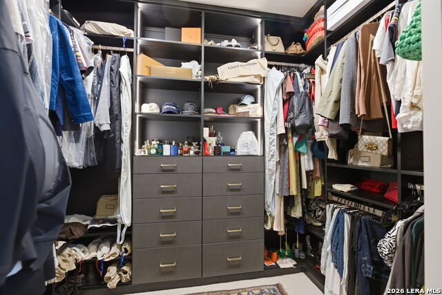 Image 22 of 36 For 434 Thelma  