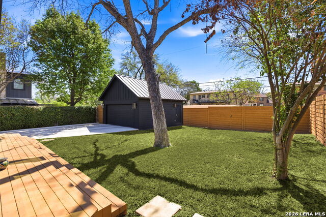 Image 32 of 36 For 434 Thelma  