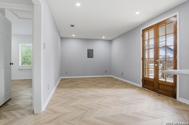 Image 18 of 28 For 1210 Summit  