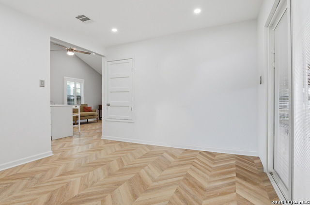 Image 7 of 28 For 1210 Summit  