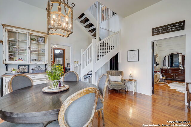 Image 23 of 64 For 109 Evergreen St W