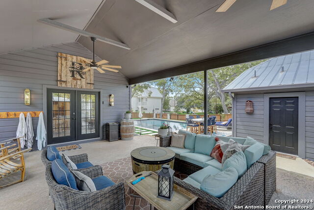 Image 54 of 64 For 109 Evergreen St W